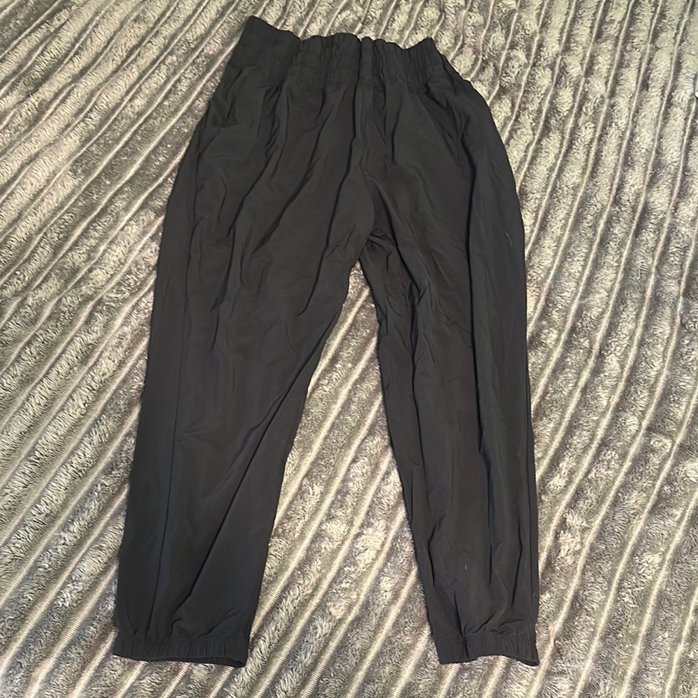 Women’s Athletic Pants